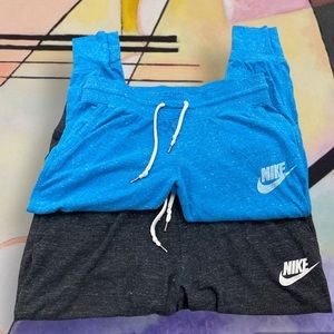 Nike Cropped Sweatpants